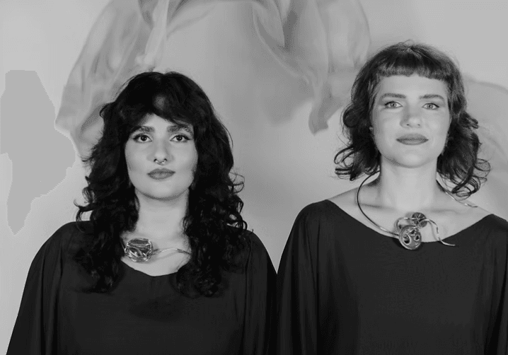 Entre duas mulheres uma canção